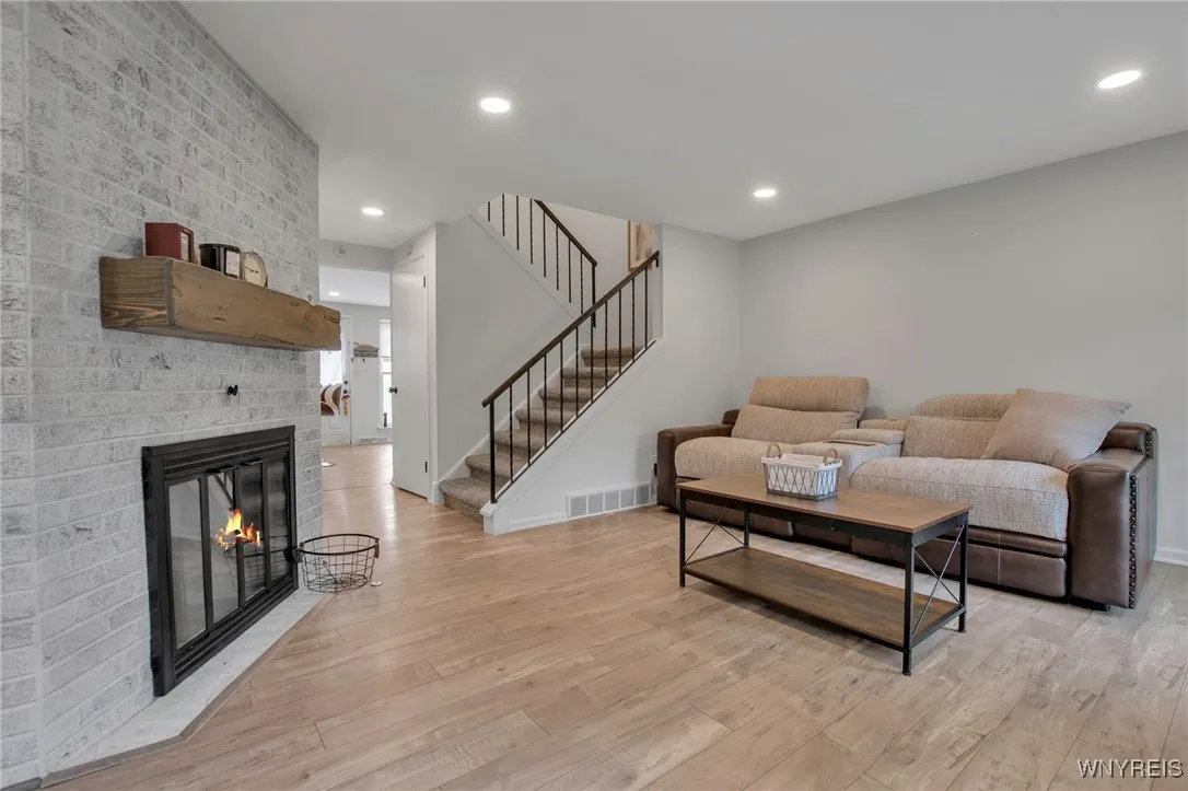 204 Wedgewood Drive, Amherst, New York 14221, Amherst, New York 14221, 2 Bedrooms Bedrooms, 6 Rooms Rooms,2 BathroomsBathrooms,Residential,Closed,204 Wedgewood Drive, Amherst, New York 14221,B1606061