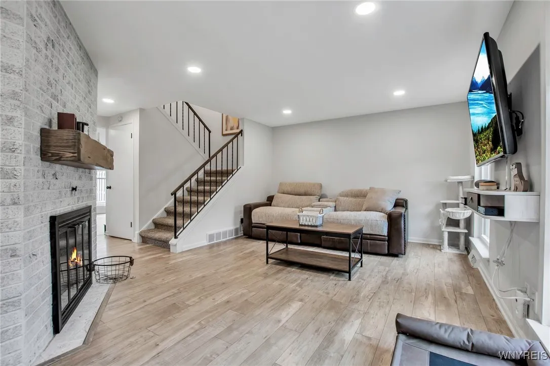 204 Wedgewood Drive, Amherst, New York 14221, Amherst, New York 14221, 2 Bedrooms Bedrooms, 6 Rooms Rooms,2 BathroomsBathrooms,Residential,Closed,204 Wedgewood Drive, Amherst, New York 14221,B1606061