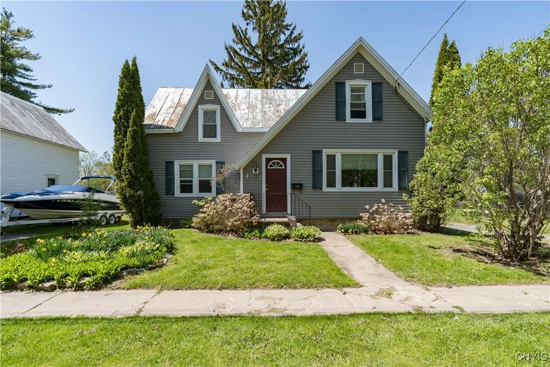 13 High Street, Alexandria, New York 13607, Alexandria, New York 13607, 3 Bedrooms Bedrooms, 6 Rooms Rooms,1 BathroomBathrooms,Residential,Closed,13 High Street, Alexandria, New York 13607,S1606372