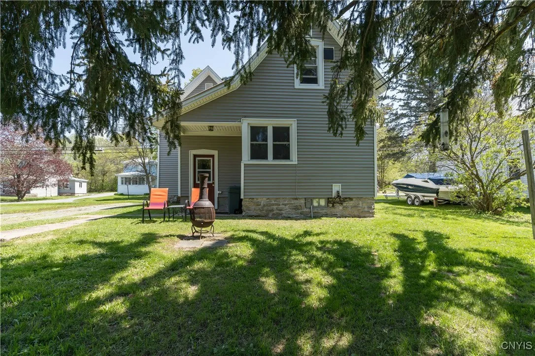 13 High Street, Alexandria, New York 13607, Alexandria, New York 13607, 3 Bedrooms Bedrooms, 6 Rooms Rooms,1 BathroomBathrooms,Residential,Closed,13 High Street, Alexandria, New York 13607,S1606372