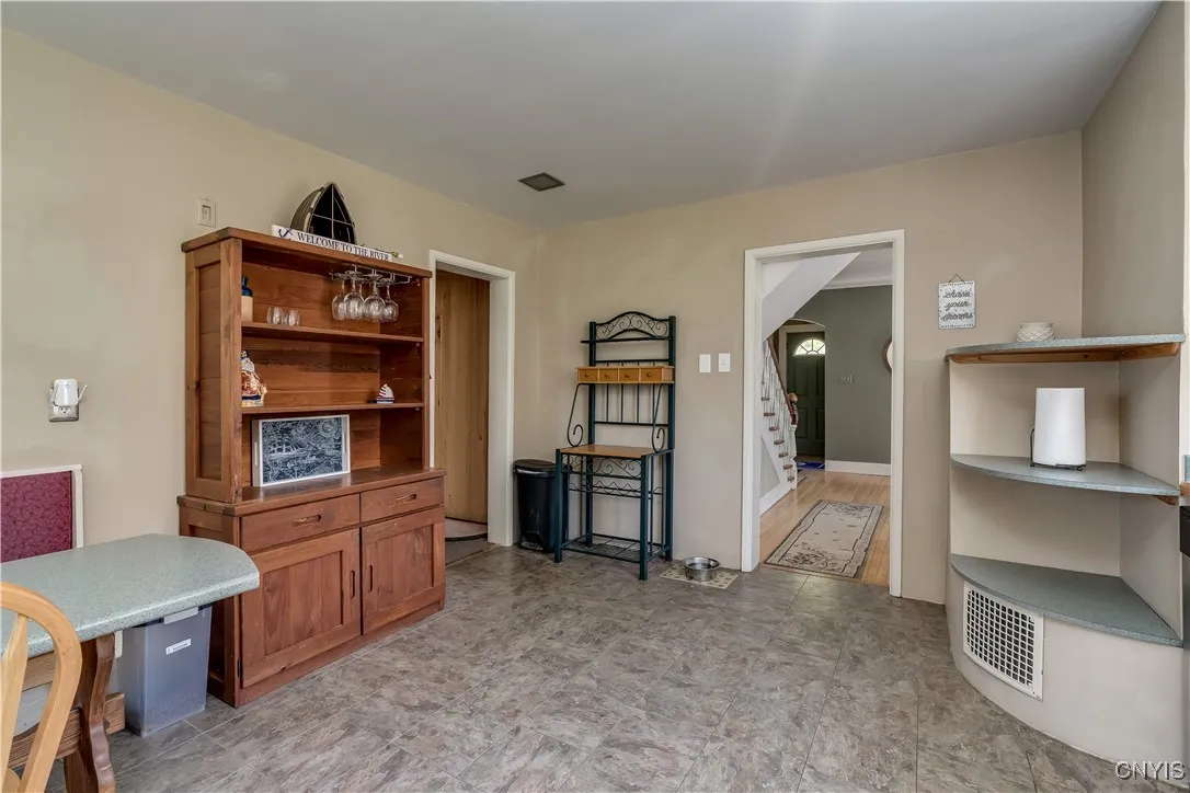 13 High Street, Alexandria, New York 13607, Alexandria, New York 13607, 3 Bedrooms Bedrooms, 6 Rooms Rooms,1 BathroomBathrooms,Residential,Closed,13 High Street, Alexandria, New York 13607,S1606372