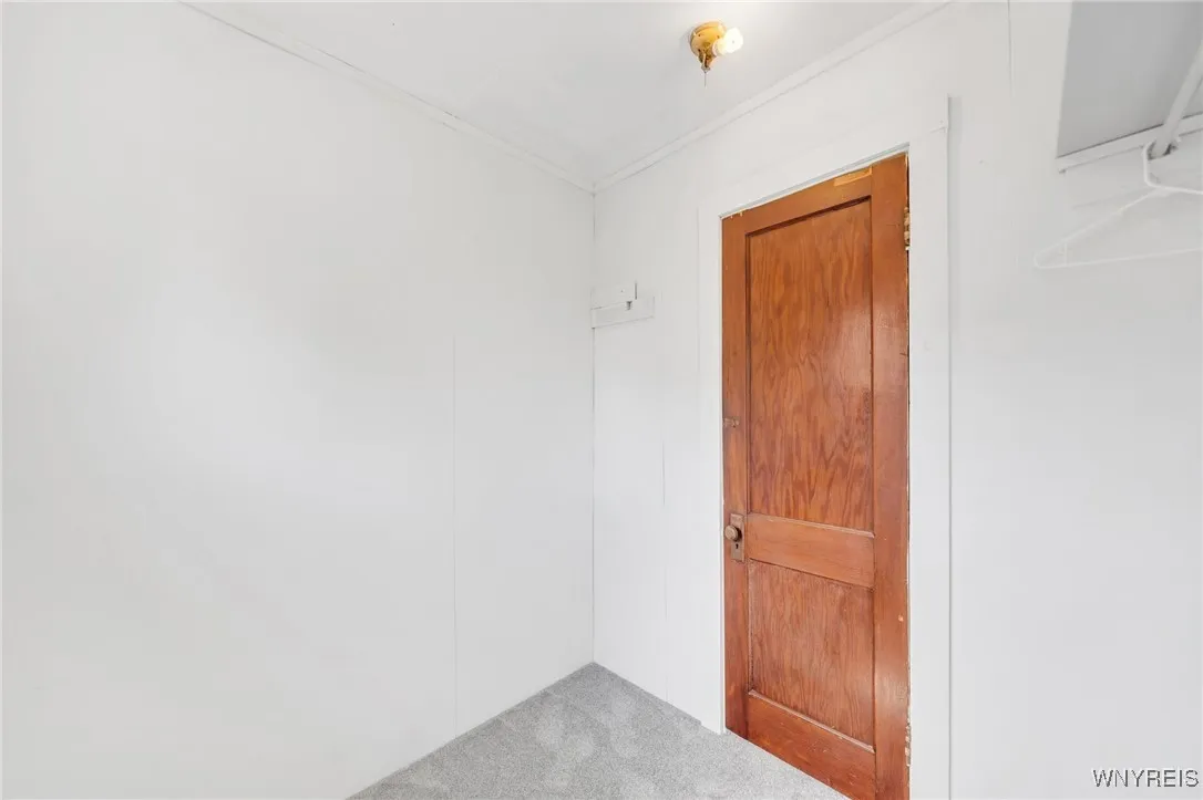 111 Roesch Avenue, Buffalo, New York 14207, Buffalo, New York 14207, 3 Bedrooms Bedrooms, 6 Rooms Rooms,1 BathroomBathrooms,Residential,Closed,111 Roesch Avenue, Buffalo, New York 14207,0,B1606555