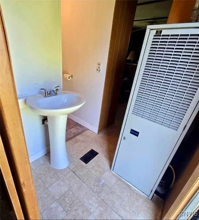 9985 Briggs Road, Remsen, New York 13438, Remsen, New York 13438, 5 Rooms Rooms,Residential,For Sale,9985 Briggs Road, Remsen, New York 13438,S1606457