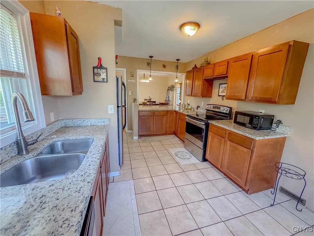238 State Street, Auburn, New York 13021, Auburn, New York 13021, 3 Bedrooms Bedrooms, 3 Rooms Rooms,1 BathroomBathrooms,Residential,Closed,238 State Street, Auburn, New York 13021,S1606451