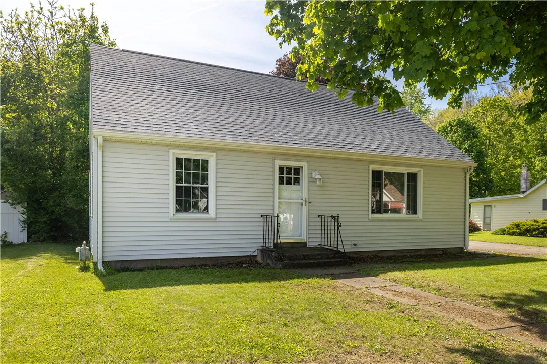 71 Dalrymple Avenue, Southport, New York 14871, Southport, New York 14871, 1 Bedroom Bedrooms, 6 Rooms Rooms,1 BathroomBathrooms,Residential,Closed,71 Dalrymple Avenue, Southport, New York 14871,R1606571