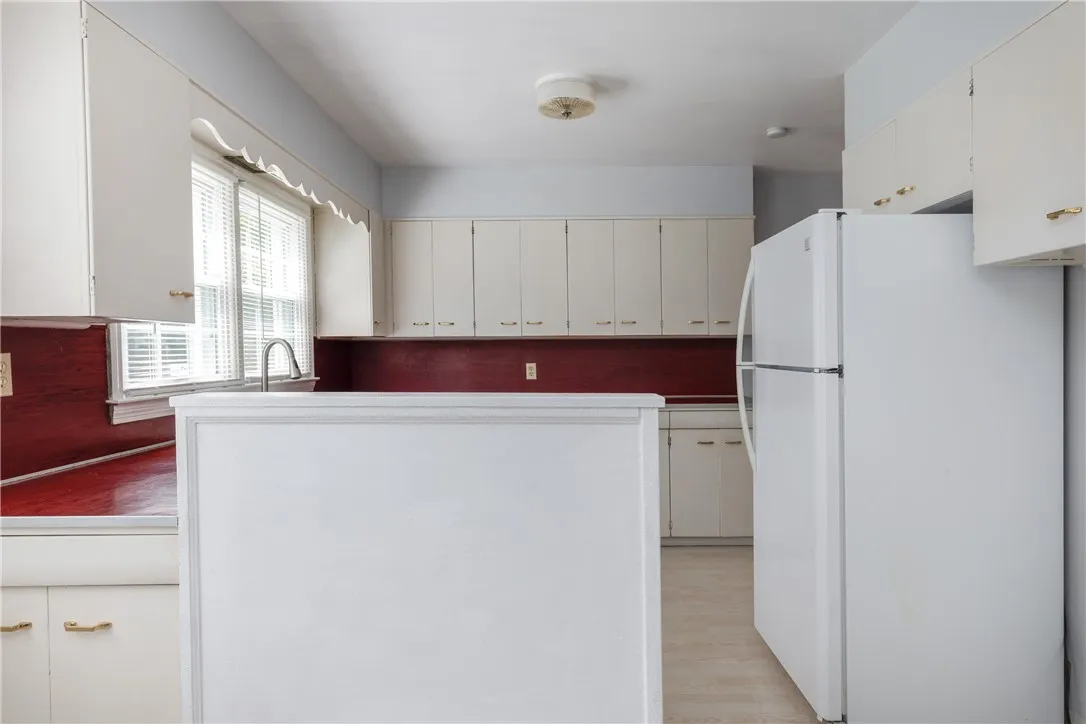 71 Dalrymple Avenue, Southport, New York 14871, Southport, New York 14871, 1 Bedroom Bedrooms, 6 Rooms Rooms,1 BathroomBathrooms,Residential,Closed,71 Dalrymple Avenue, Southport, New York 14871,R1606571