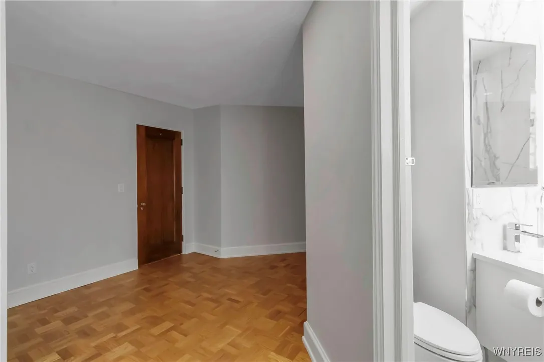 800 West Ferry Street 9d, Buffalo, New York 14222, Buffalo, New York 14222, 2 Bedrooms Bedrooms, 5 Rooms Rooms,2 BathroomsBathrooms,Residential,Closed,800 West Ferry Street 9d, Buffalo, New York 14222,0,B1606442