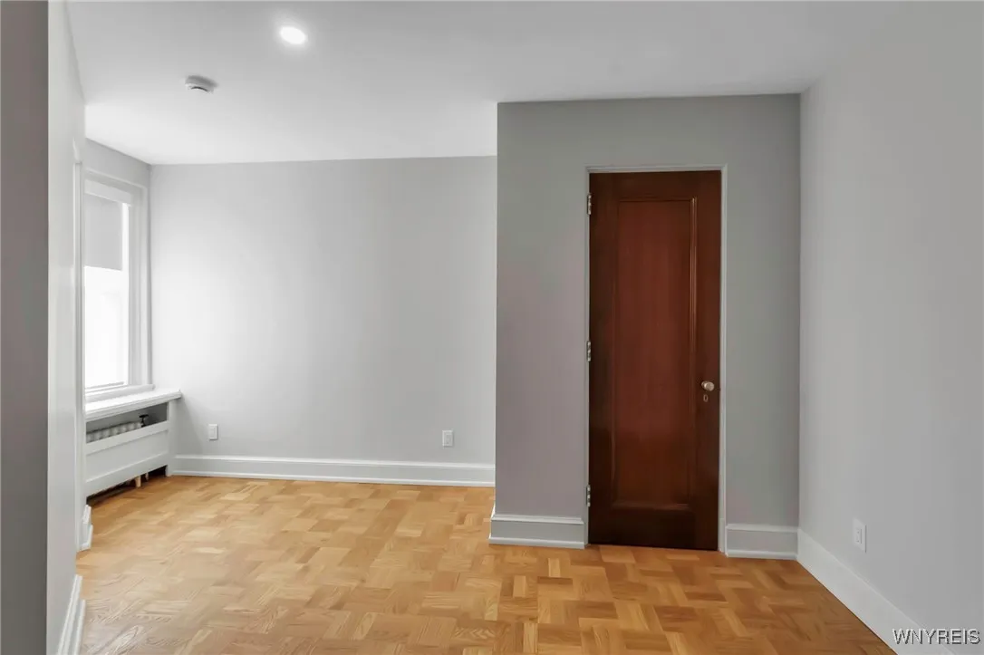 800 West Ferry Street 9d, Buffalo, New York 14222, Buffalo, New York 14222, 2 Bedrooms Bedrooms, 5 Rooms Rooms,2 BathroomsBathrooms,Residential,Closed,800 West Ferry Street 9d, Buffalo, New York 14222,0,B1606442