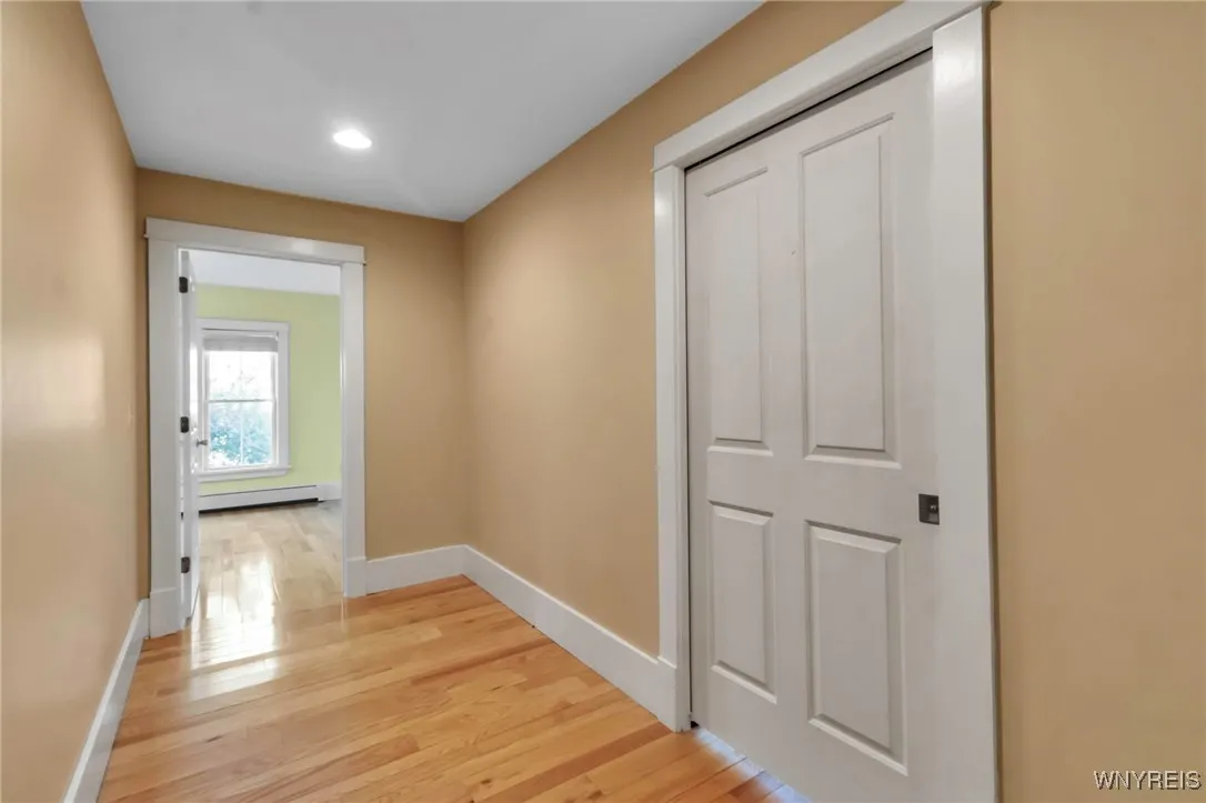 260 South Grove Street, Aurora, New York 14052, Aurora, New York 14052, 4 Bedrooms Bedrooms, 8 Rooms Rooms,2 BathroomsBathrooms,Residential,Closed,260 South Grove Street, Aurora, New York 14052,0,B1606390