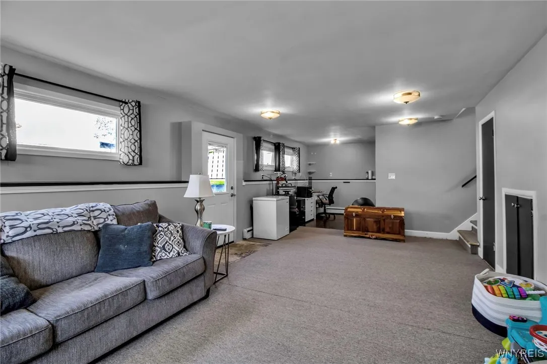 620 69th Street, Niagara Falls, New York 14304, Niagara Falls, New York 14304, 3 Bedrooms Bedrooms, 6 Rooms Rooms,1 BathroomBathrooms,Residential,Closed,620 69th Street, Niagara Falls, New York 14304,B1605579