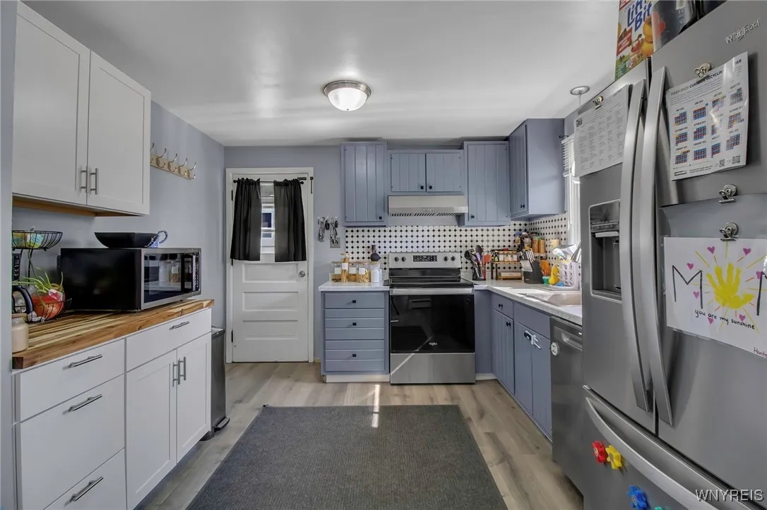 620 69th Street, Niagara Falls, New York 14304, Niagara Falls, New York 14304, 3 Bedrooms Bedrooms, 6 Rooms Rooms,1 BathroomBathrooms,Residential,Closed,620 69th Street, Niagara Falls, New York 14304,B1605579