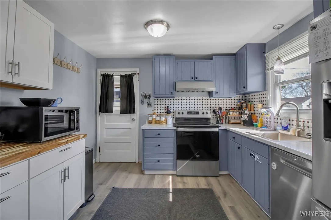 620 69th Street, Niagara Falls, New York 14304, Niagara Falls, New York 14304, 3 Bedrooms Bedrooms, 6 Rooms Rooms,1 BathroomBathrooms,Residential,Closed,620 69th Street, Niagara Falls, New York 14304,B1605579