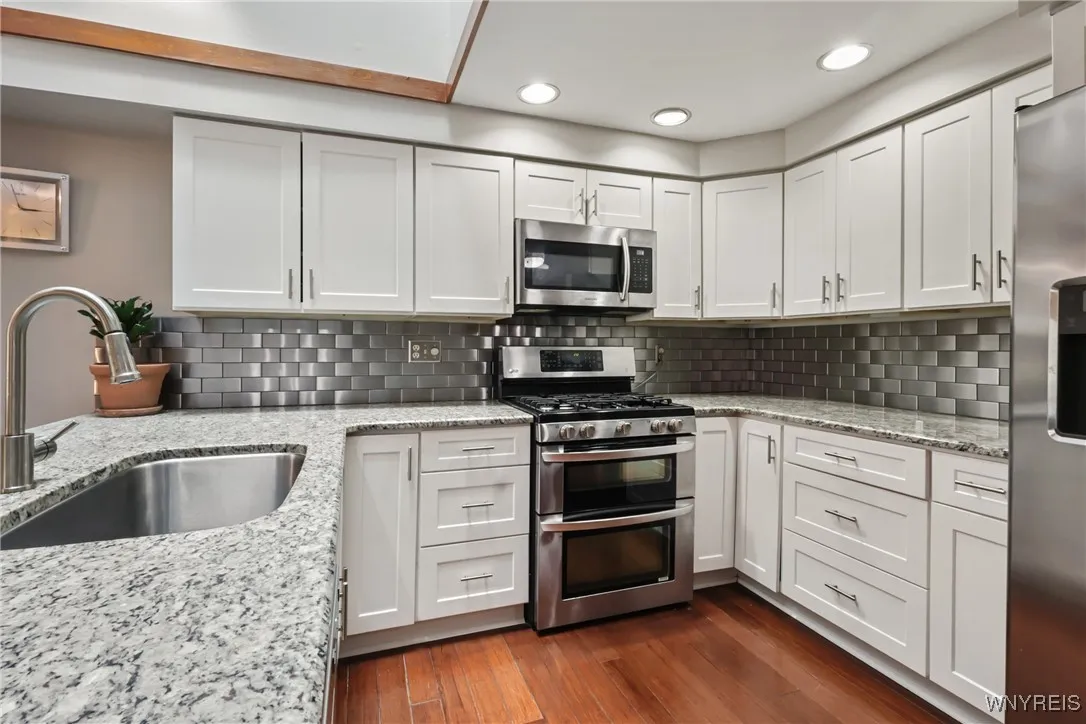 88 Breezewood, Amherst, New York 14051, Amherst, New York 14051, 3 Bedrooms Bedrooms, 6 Rooms Rooms,2 BathroomsBathrooms,Residential,For Sale,88 Breezewood, Amherst, New York 14051,B1606558