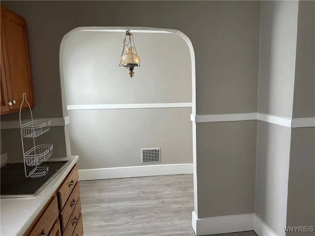Lower unit - dining room