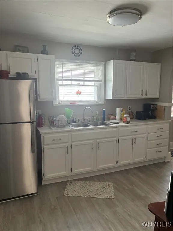 Lower unit - kitchen
