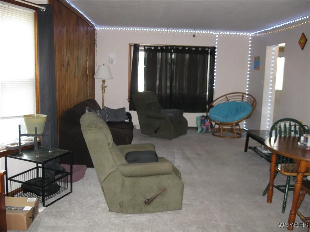 26 Teresa Place, Buffalo, New York 14210, Buffalo, New York 14210, 6 Bedrooms Bedrooms, ,2 BathroomsBathrooms,Residential,Closed,26 Teresa Place, Buffalo, New York 14210,B1606046