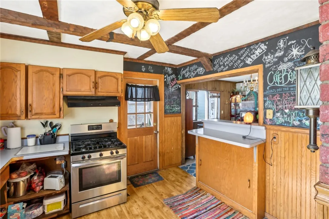 136 Summit Street, Batavia-city, New York 14020, Batavia City, New York 14020, 4 Bedrooms Bedrooms, 7 Rooms Rooms,1 BathroomBathrooms,Residential,For Sale,136 Summit Street, Batavia-city, New York 14020,0,R1606303
