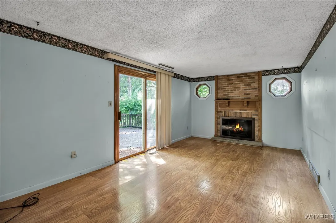 5051 Overlook Point, Hamburg, New York 14075, Hamburg, New York 14075, 4 Bedrooms Bedrooms, 10 Rooms Rooms,2 BathroomsBathrooms,Residential,For Sale,5051 Overlook Point, Hamburg, New York 14075,B1606731