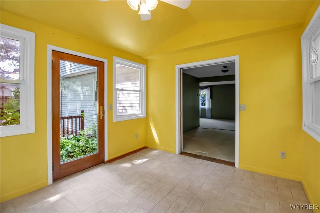 5051 Overlook Point, Hamburg, New York 14075, Hamburg, New York 14075, 4 Bedrooms Bedrooms, 10 Rooms Rooms,2 BathroomsBathrooms,Residential,For Sale,5051 Overlook Point, Hamburg, New York 14075,B1606731