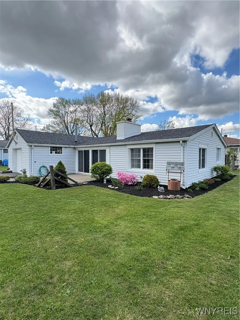 112 Richmond Avenue, Lancaster, New York 14086, Lancaster, New York 14086, 2 Bedrooms Bedrooms, 6 Rooms Rooms,1 BathroomBathrooms,Residential,Closed,112 Richmond Avenue, Lancaster, New York 14086,0,B1602774