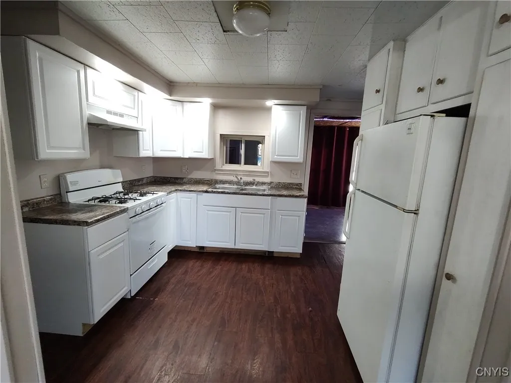 63 Spring Street, Adams, New York 13605, Adams, New York 13605, 2 Bedrooms Bedrooms, 5 Rooms Rooms,1 BathroomBathrooms,Residential,Closed,63 Spring Street, Adams, New York 13605,0,S1606851