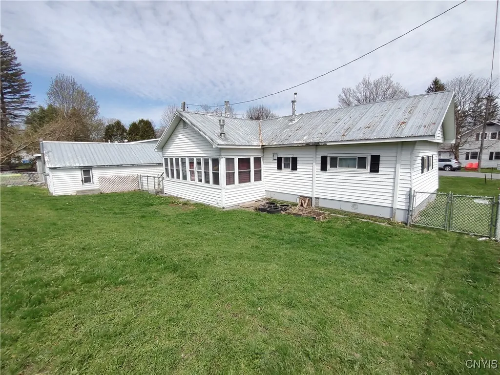 63 Spring Street, Adams, New York 13605, Adams, New York 13605, 2 Bedrooms Bedrooms, 5 Rooms Rooms,1 BathroomBathrooms,Residential,Closed,63 Spring Street, Adams, New York 13605,0,S1606851