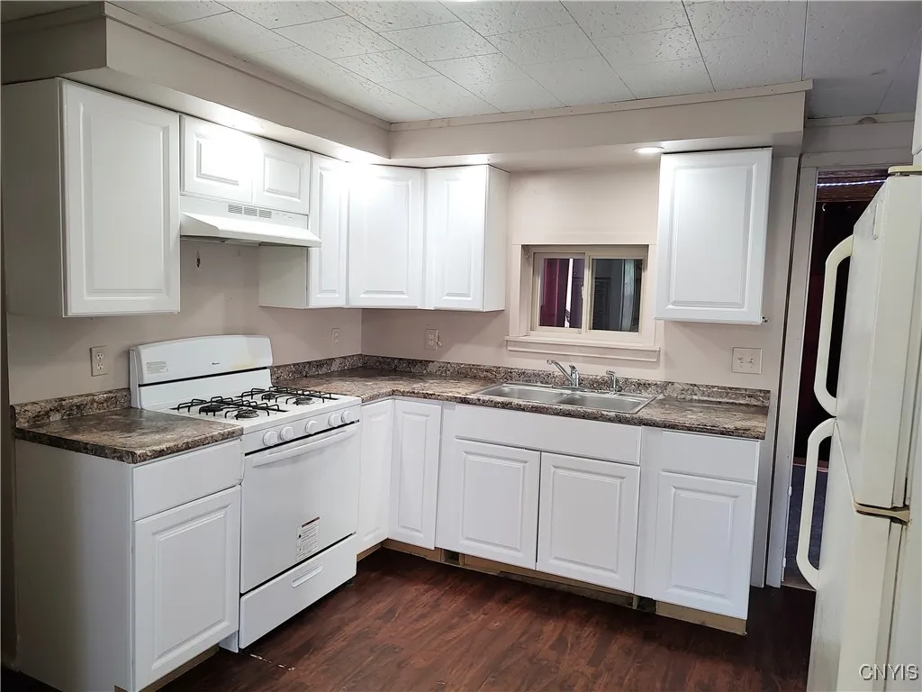 63 Spring Street, Adams, New York 13605, Adams, New York 13605, 2 Bedrooms Bedrooms, 5 Rooms Rooms,1 BathroomBathrooms,Residential,Closed,63 Spring Street, Adams, New York 13605,0,S1606851