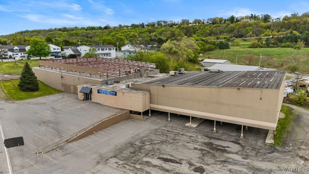 845 Cayuga Street, Lewiston, New York 14092, Lewiston, New York 14092, ,Commercial Sale,For Sale,845 Cayuga Street, Lewiston, New York 14092,0,B1604004