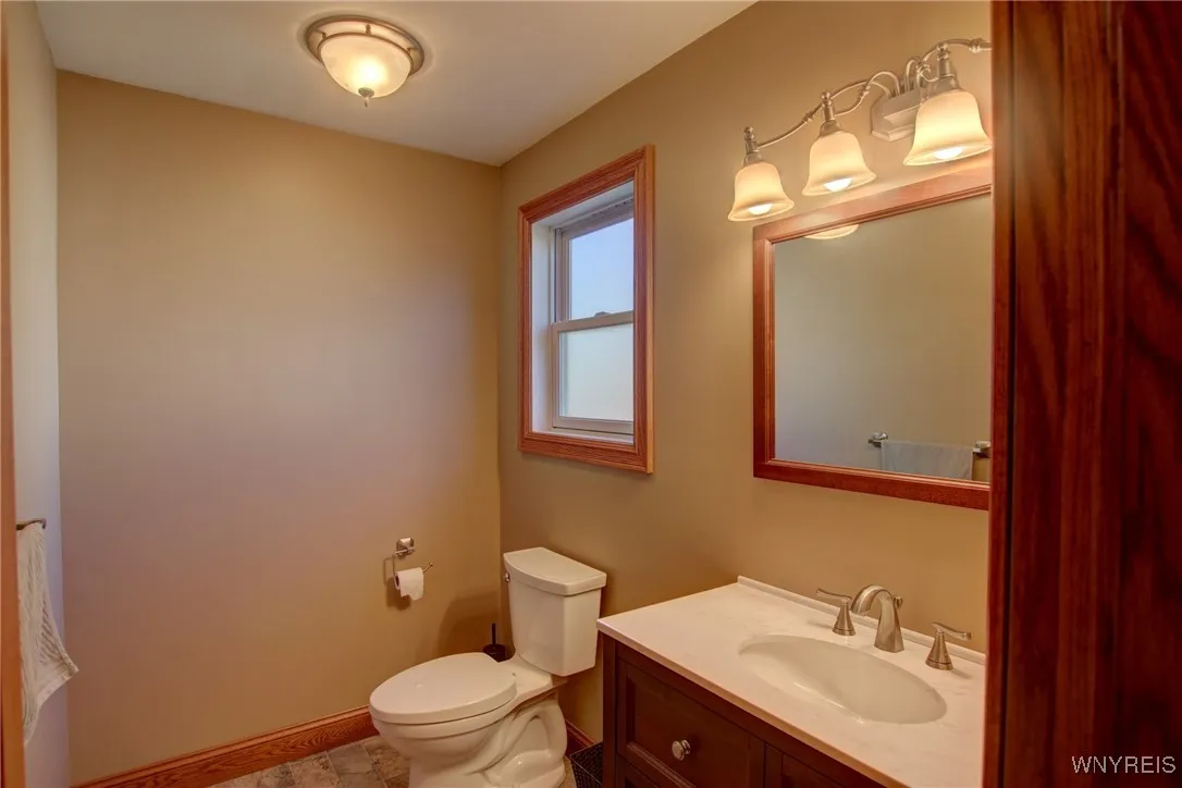 4757 Bussendorfer Road, Orchard Park, New York 141, Orchard Park, New York 14127, 3 Bedrooms Bedrooms, 6 Rooms Rooms,1 BathroomBathrooms,Residential,Closed,4757 Bussendorfer Road, Orchard Park, New York 141,0,B1604750