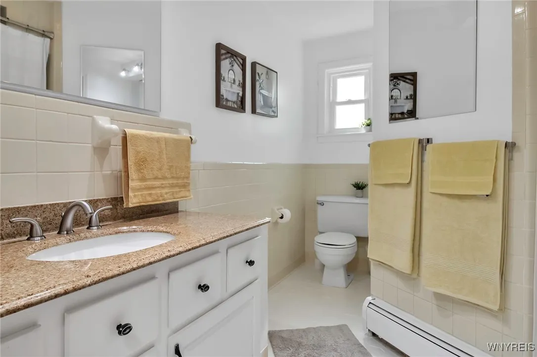 978 Quaker Road, Aurora, New York 14052, Aurora, New York 14052, 2 Bedrooms Bedrooms, 8 Rooms Rooms,1 BathroomBathrooms,Residential,Closed,978 Quaker Road, Aurora, New York 14052,0,B1606532