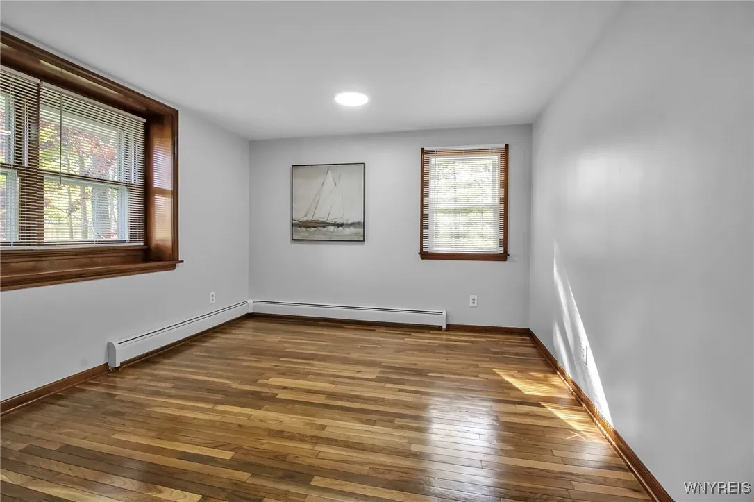 978 Quaker Road, Aurora, New York 14052, Aurora, New York 14052, 2 Bedrooms Bedrooms, 8 Rooms Rooms,1 BathroomBathrooms,Residential,Closed,978 Quaker Road, Aurora, New York 14052,0,B1606532