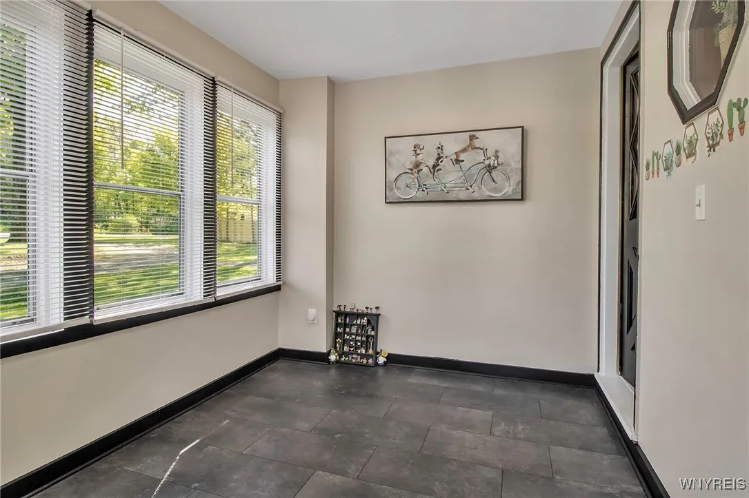 978 Quaker Road, Aurora, New York 14052, Aurora, New York 14052, 2 Bedrooms Bedrooms, 8 Rooms Rooms,1 BathroomBathrooms,Residential,Closed,978 Quaker Road, Aurora, New York 14052,0,B1606532