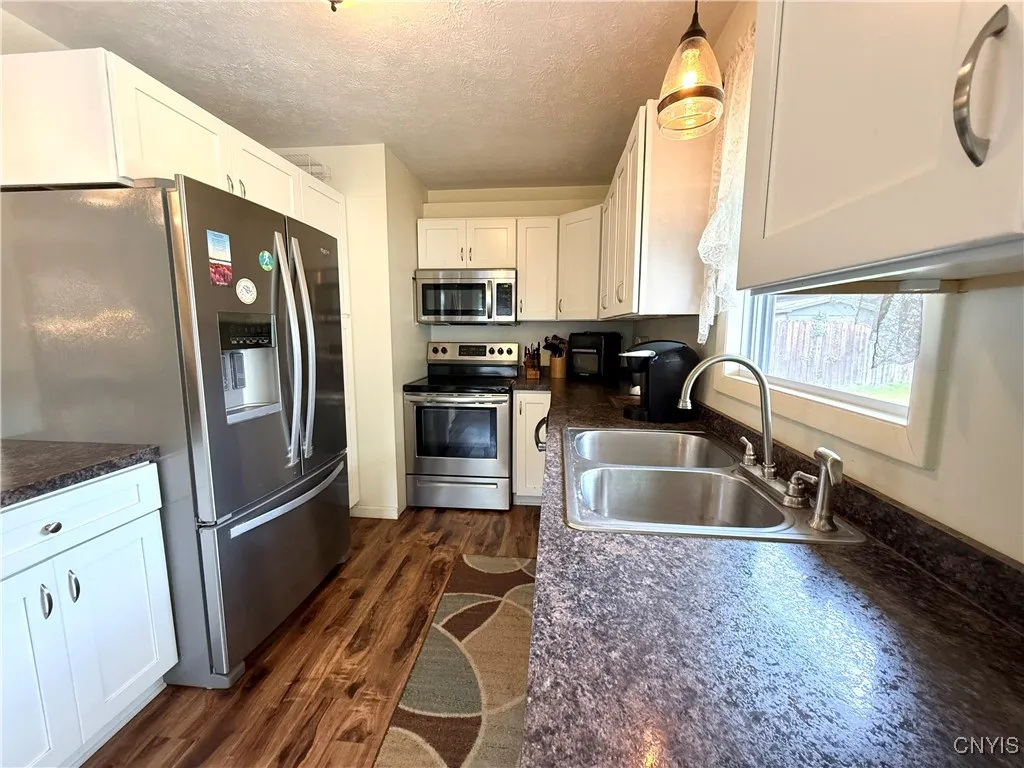 1004 West Thomas Street, Rome-inside, New York 134, Rome, New York 13440, 3 Bedrooms Bedrooms, 5 Rooms Rooms,1 BathroomBathrooms,Residential,Closed,1004 West Thomas Street, Rome-inside, New York 134,S1606889