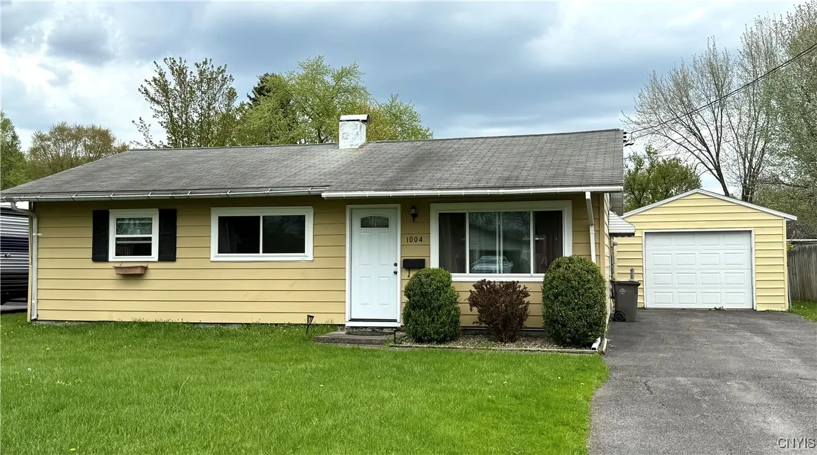 1004 West Thomas Street, Rome-inside, New York 134, Rome, New York 13440, 3 Bedrooms Bedrooms, 5 Rooms Rooms,1 BathroomBathrooms,Residential,Closed,1004 West Thomas Street, Rome-inside, New York 134,S1606889