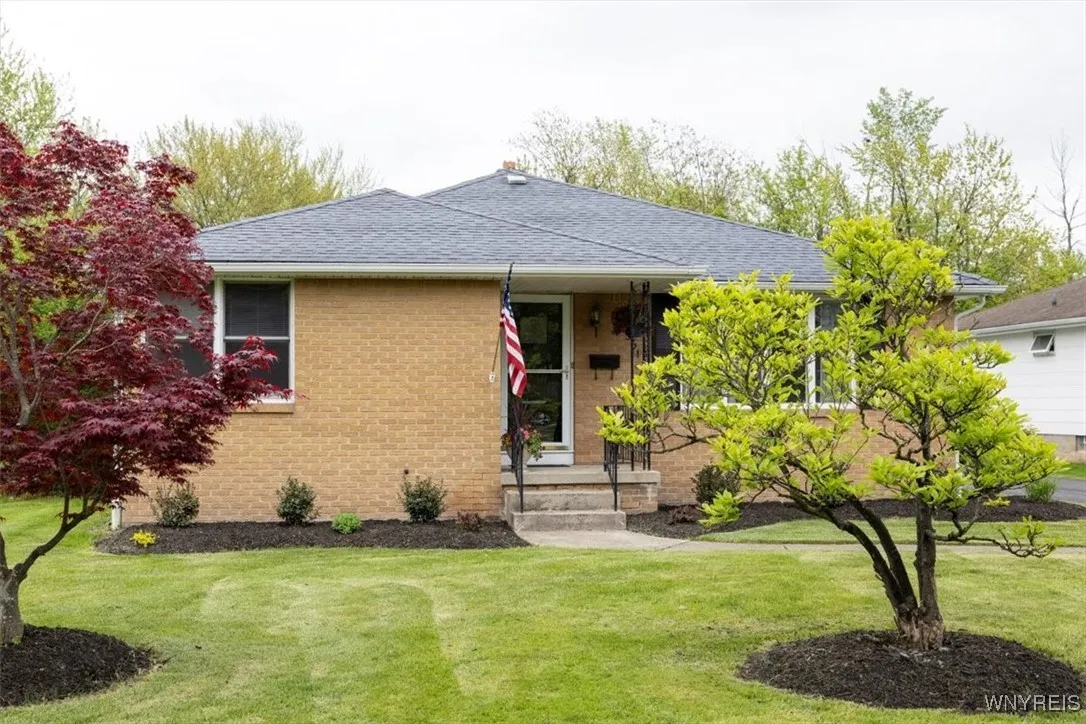 361 Getzville Road, Amherst, New York 14226, Amherst, New York 14226, 2 Bedrooms Bedrooms, 6 Rooms Rooms,2 BathroomsBathrooms,Residential,Closed,361 Getzville Road, Amherst, New York 14226,B1605212
