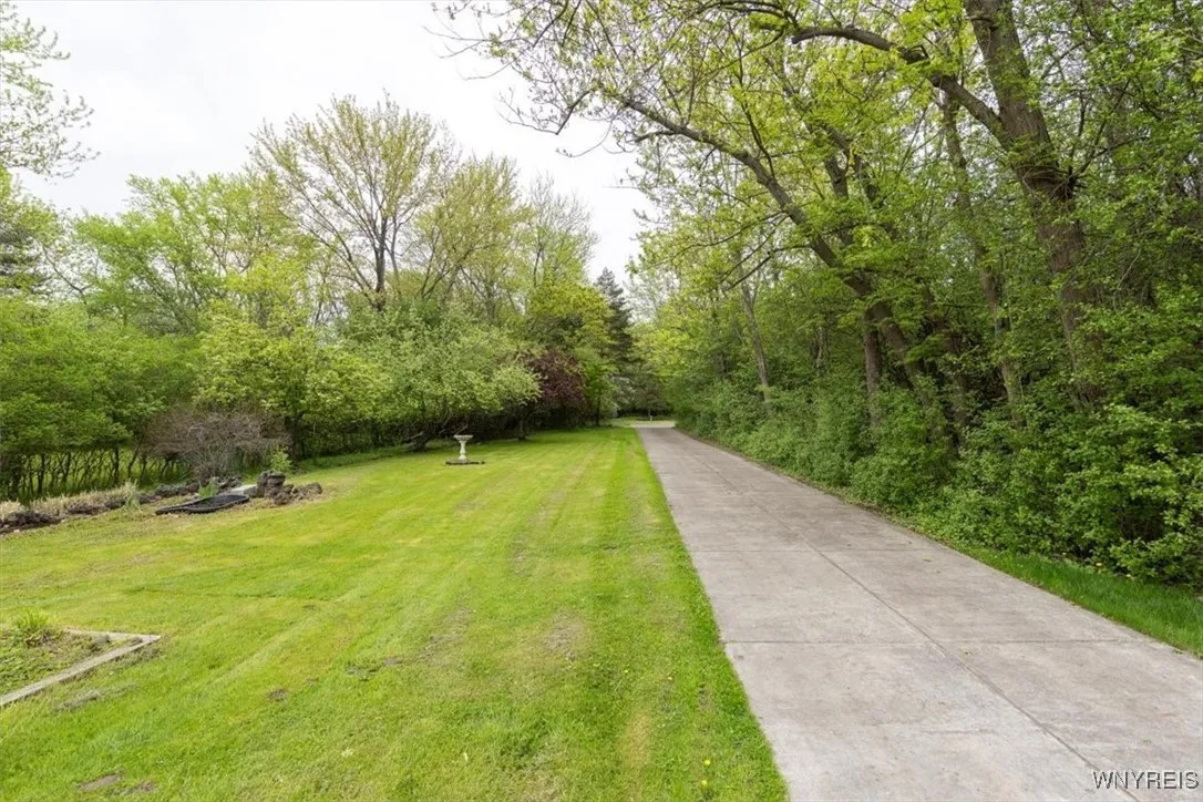 361 Getzville Road, Amherst, New York 14226, Amherst, New York 14226, 2 Bedrooms Bedrooms, 6 Rooms Rooms,2 BathroomsBathrooms,Residential,Closed,361 Getzville Road, Amherst, New York 14226,B1605212