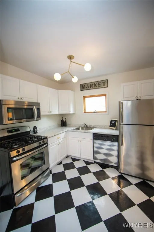 149 Bellwood Avenue, West Seneca, New York 14224, West Seneca, New York 14224, 3 Bedrooms Bedrooms, 6 Rooms Rooms,1 BathroomBathrooms,Residential,Closed,149 Bellwood Avenue, West Seneca, New York 14224,B1606729