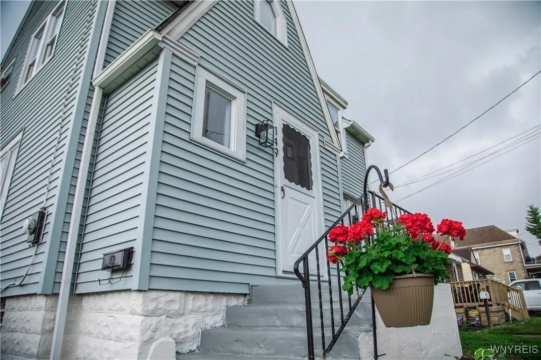 149 Bellwood Avenue, West Seneca, New York 14224, West Seneca, New York 14224, 3 Bedrooms Bedrooms, 6 Rooms Rooms,1 BathroomBathrooms,Residential,Closed,149 Bellwood Avenue, West Seneca, New York 14224,B1606729