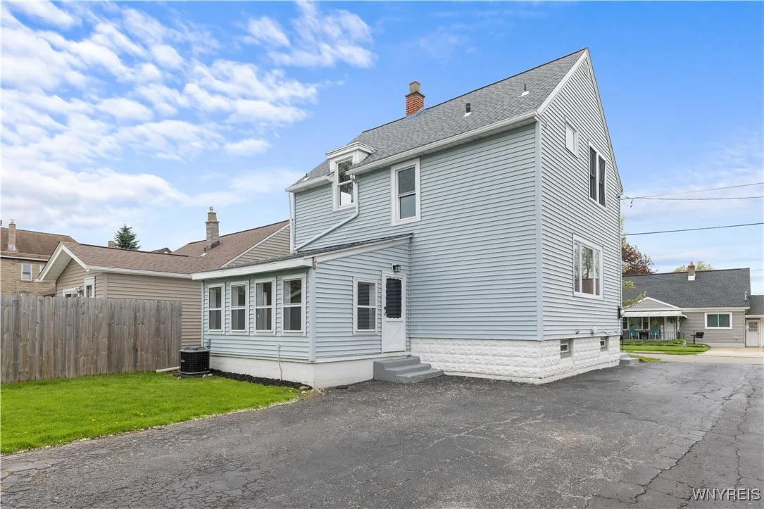 149 Bellwood Avenue, West Seneca, New York 14224, West Seneca, New York 14224, 3 Bedrooms Bedrooms, 6 Rooms Rooms,1 BathroomBathrooms,Residential,Closed,149 Bellwood Avenue, West Seneca, New York 14224,B1606729