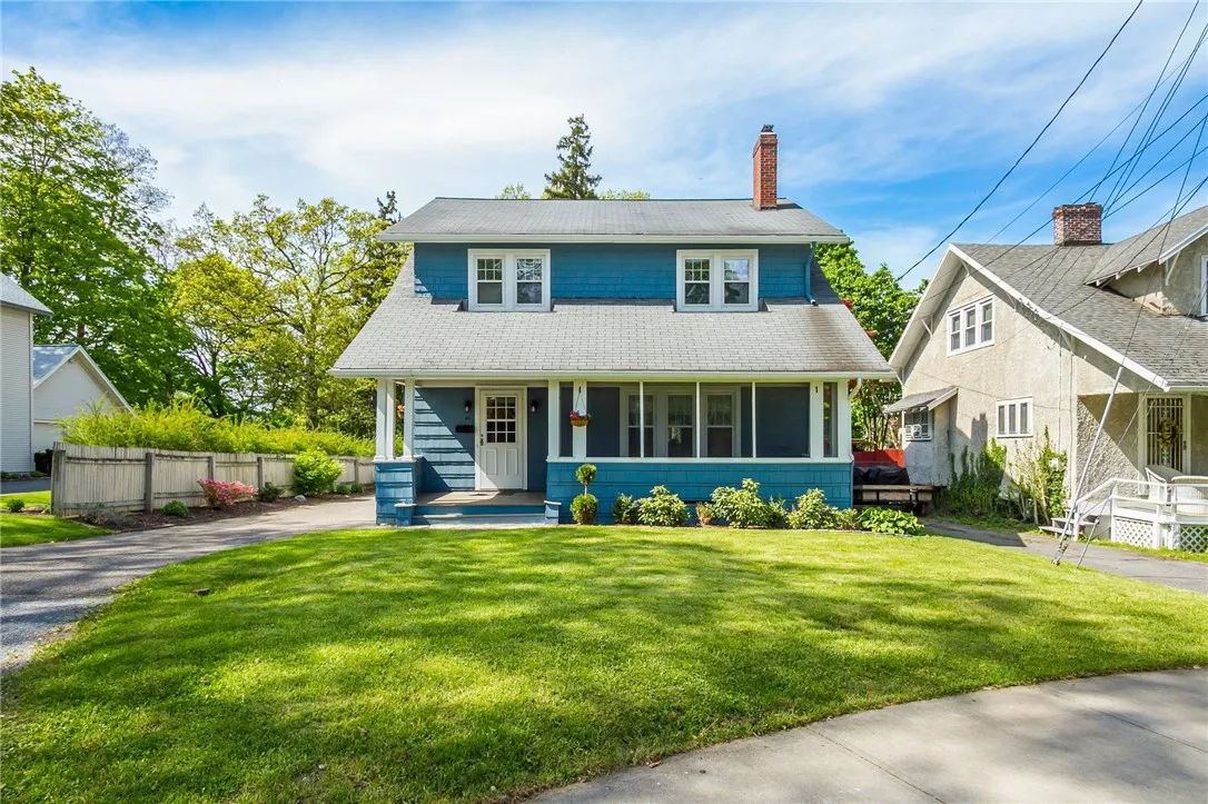 20 Delancey Drive, Geneva-city, New York 14456, Geneva City, New York 14456, 4 Bedrooms Bedrooms, 8 Rooms Rooms,1 BathroomBathrooms,Residential,Closed,20 Delancey Drive, Geneva-city, New York 14456,0,R1600410