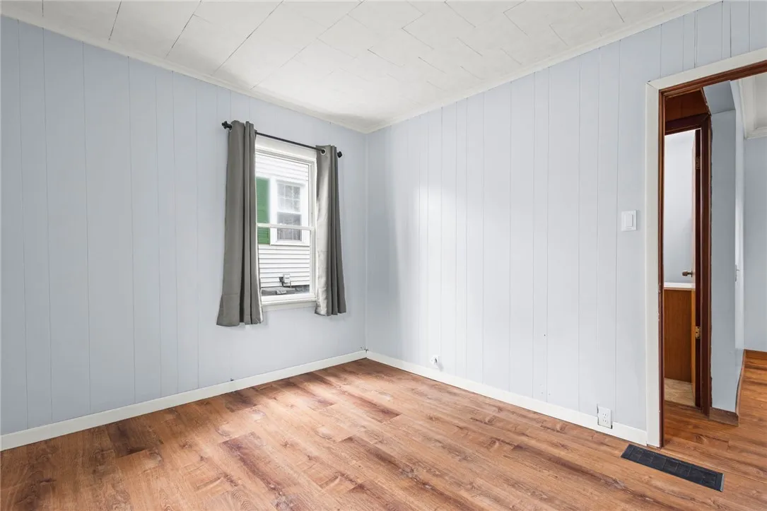 4111 South Main Street Road, Batavia-town, New Yor, Batavia, New York 14020, 1 Bedroom Bedrooms, 4 Rooms Rooms,1 BathroomBathrooms,Residential,Closed,4111 South Main Street Road, Batavia-town, New Yor,0,R1606369