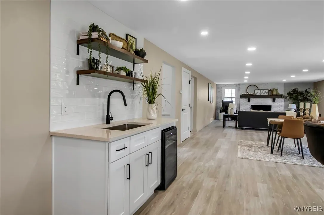 47 Sandelwood Drive, Amherst, New York 14068, Amherst, New York 14068, 5 Bedrooms Bedrooms, 10 Rooms Rooms,2 BathroomsBathrooms,Residential,For Sale,47 Sandelwood Drive, Amherst, New York 14068,0,B1606082