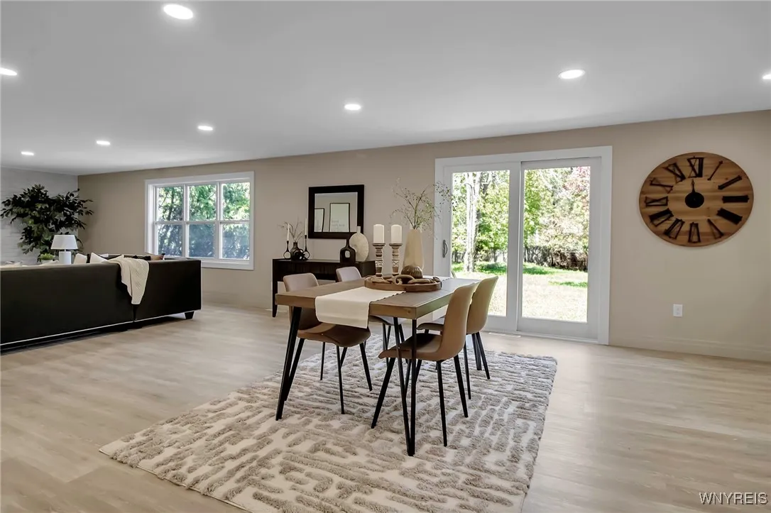 47 Sandelwood Drive, Amherst, New York 14068, Amherst, New York 14068, 5 Bedrooms Bedrooms, 10 Rooms Rooms,2 BathroomsBathrooms,Residential,For Sale,47 Sandelwood Drive, Amherst, New York 14068,0,B1606082