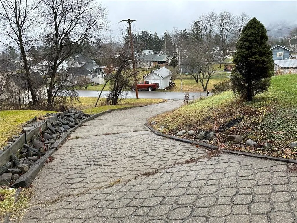 407 Gifford Street, Hornellsville, New York 14843, Hornellsville, New York 14843, 2 Bedrooms Bedrooms, 5 Rooms Rooms,2 BathroomsBathrooms,Residential,For Sale,407 Gifford Street, Hornellsville, New York 14843,0,R1605618