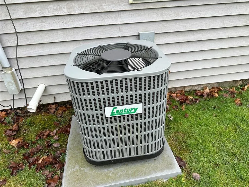 407 Gifford Street, Hornellsville, New York 14843, Hornellsville, New York 14843, 2 Bedrooms Bedrooms, 5 Rooms Rooms,2 BathroomsBathrooms,Residential,For Sale,407 Gifford Street, Hornellsville, New York 14843,0,R1605618