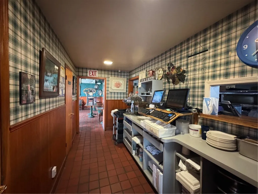 99 North Genesee Street, Geneva-city, New York 144, Geneva City, New York 14456, ,Commercial Sale,For Sale,99 North Genesee Street, Geneva-city, New York 144,0,R1606960