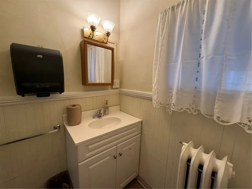 99 North Genesee Street, Geneva-city, New York 144, Geneva City, New York 14456, ,Commercial Sale,For Sale,99 North Genesee Street, Geneva-city, New York 144,0,R1606960