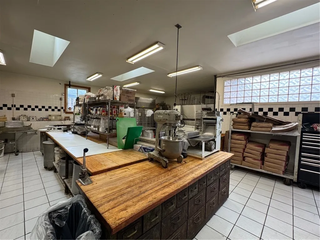 99 North Genesee Street, Geneva-city, New York 144, Geneva City, New York 14456, ,Commercial Sale,For Sale,99 North Genesee Street, Geneva-city, New York 144,0,R1606960