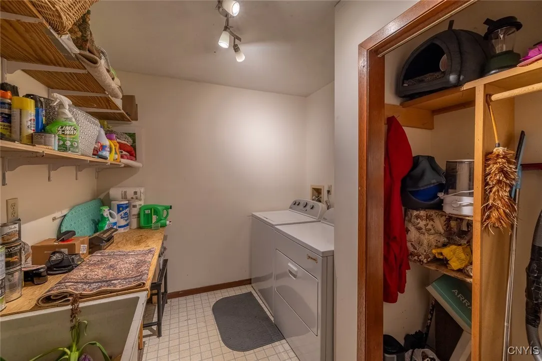3000 Tuscarora Road, Nelson, New York 13035, Nelson, New York 13035, 3 Bedrooms Bedrooms, 7 Rooms Rooms,2 BathroomsBathrooms,Residential,Closed,3000 Tuscarora Road, Nelson, New York 13035,0,S1606754