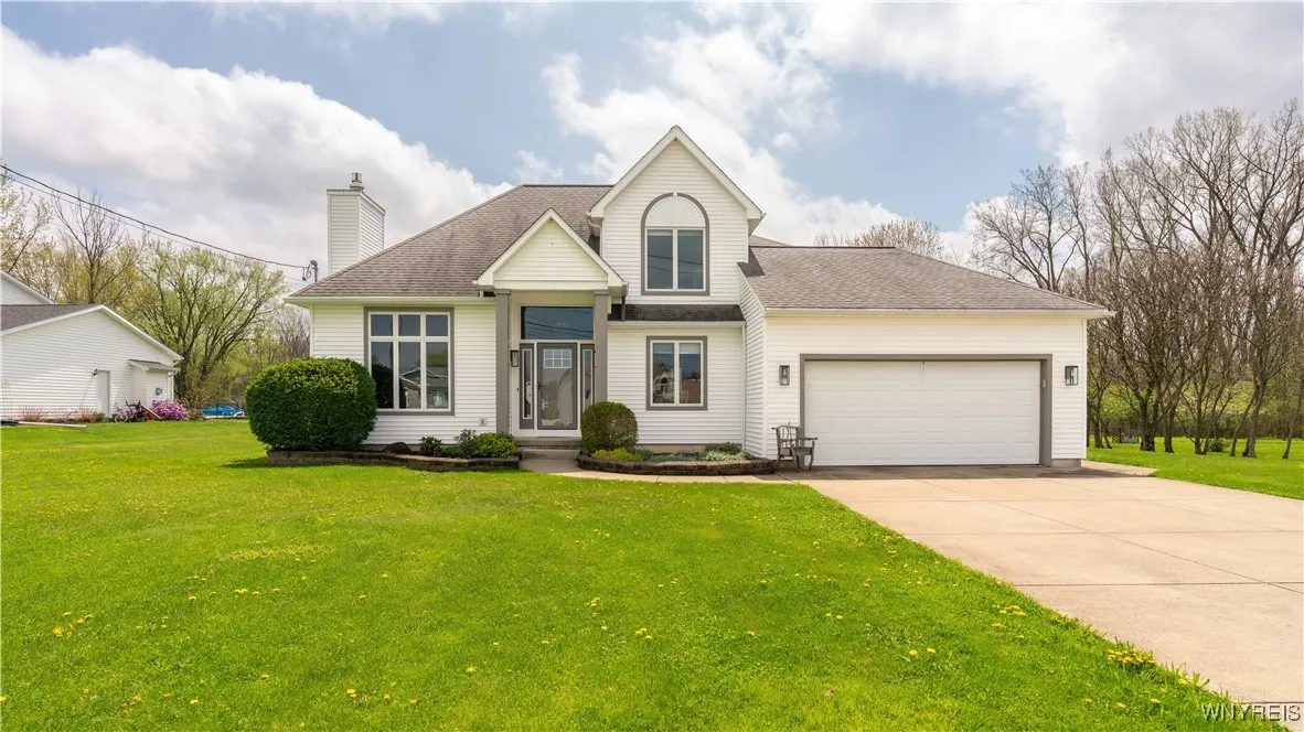 6235 Powers Road, Orchard Park, New York 14127, Orchard Park, New York 14127, 4 Bedrooms Bedrooms, 8 Rooms Rooms,3 BathroomsBathrooms,Residential,Closed,6235 Powers Road, Orchard Park, New York 14127,0,B1607017
